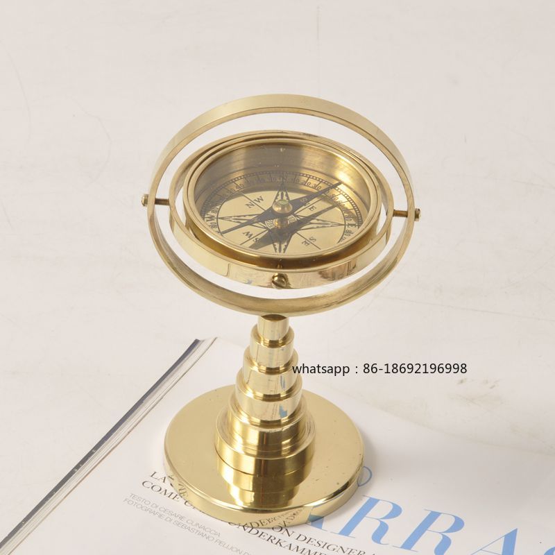 Boussole verticale en laiton,  - Decor Lighting India avis et prix